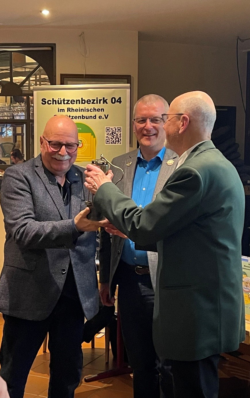 Ehrung Gustav Hensel1